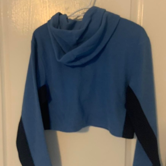 NIKE VINTAGE REWORKED CROPPED HOODIE - Picture 3 of 3